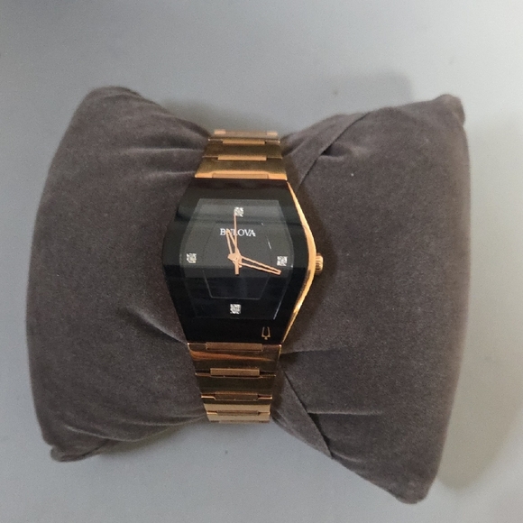 Bulova Black Box with Gold Logo main image 5